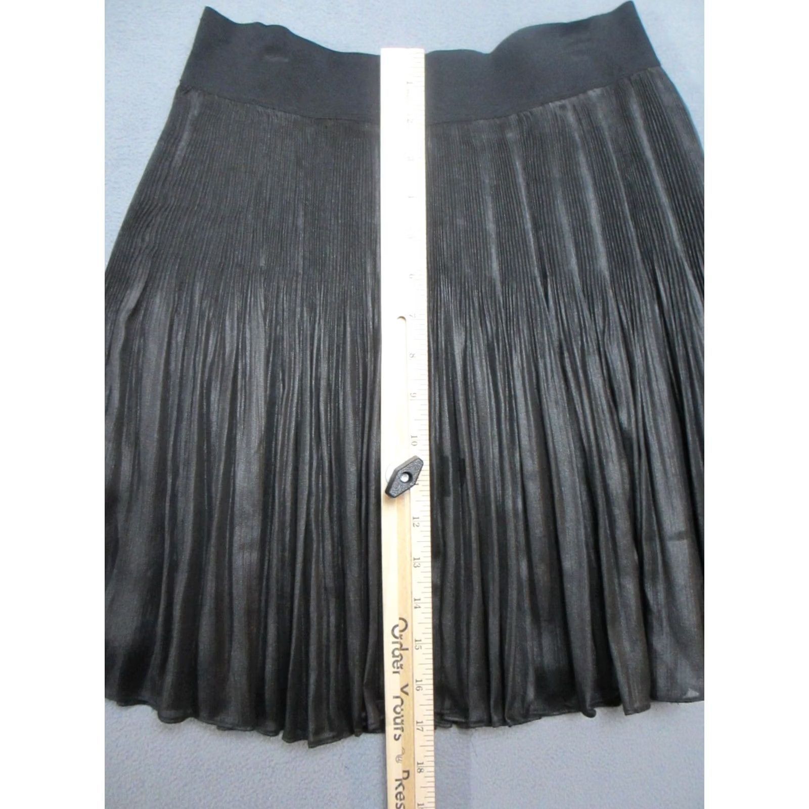 Free People Free People Skirt Womens S Black Mini Crinkle Pleated Lightweight Pull Size 28" / US 6 / IT 42 - 4 Thumbnail