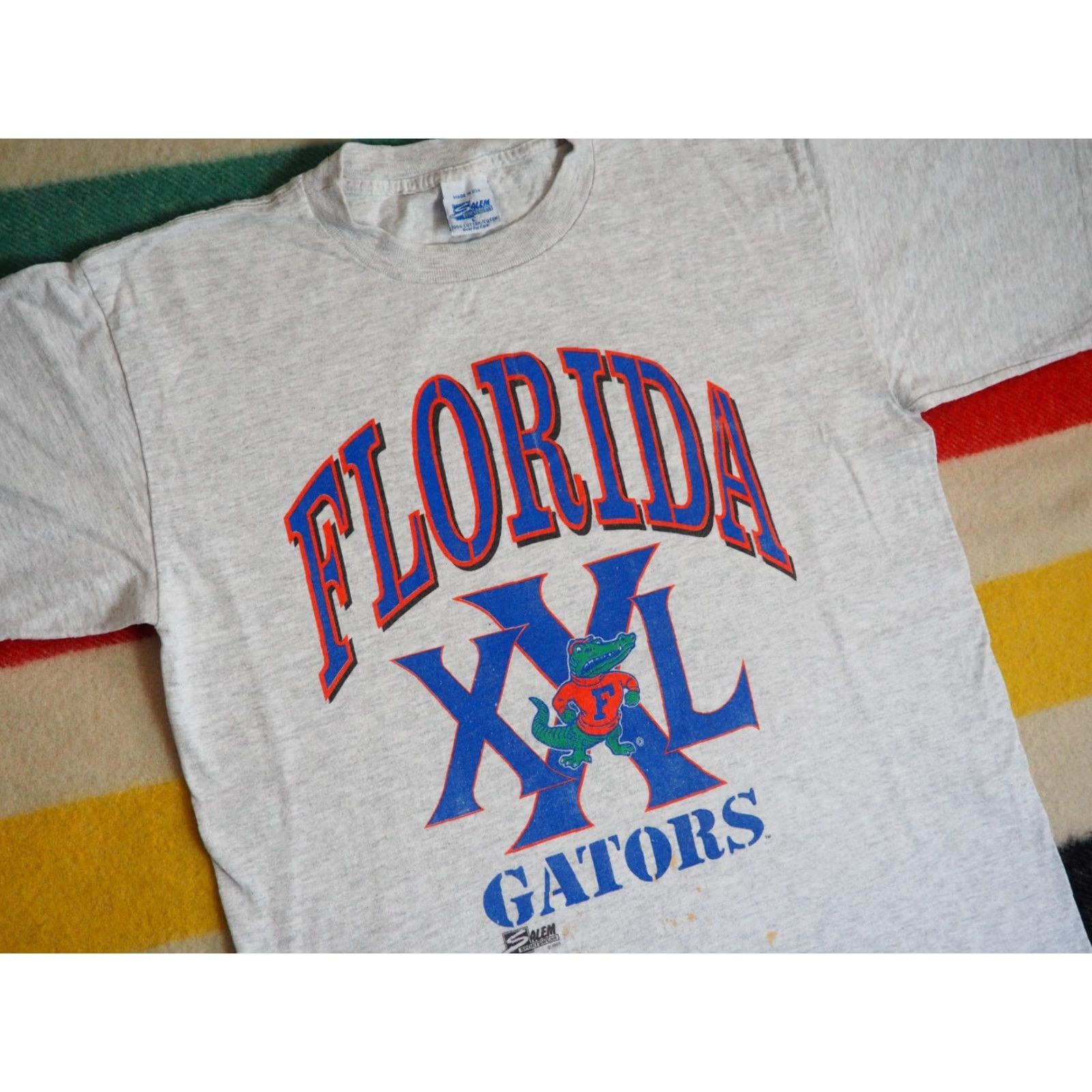 Vintage VTG Salem University Florida Gators Gray College Tee T-Shirt Mens L Graphic Tee 1990s US Made Cotton Short Sleeve Mens Gators Shirt Size US L / EU 52-54 / 3 - 2 Thumbnail