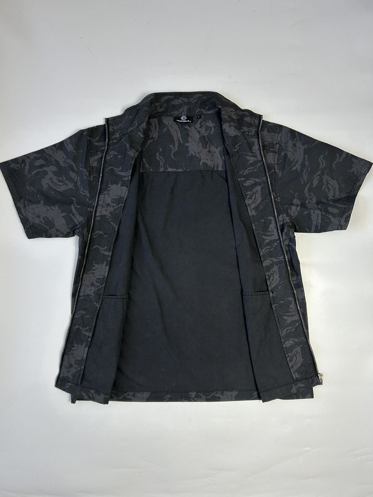 Hysteric Glamour × Japanese Brand IMPALA ZIPPER COTTON SHORT SLEEVE SHIRT Size US L / EU 52-54 / 3 - 2 Thumbnail