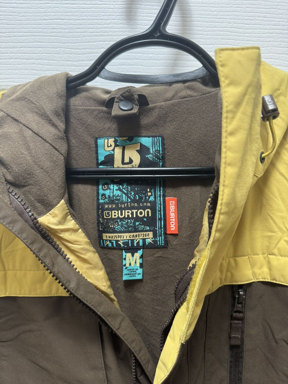 Burton Burton Y2K Snowboarding Jacket Vintage Yellow Brown Kids Size US S / EU 44-46 / 1 - 2 Thumbnail