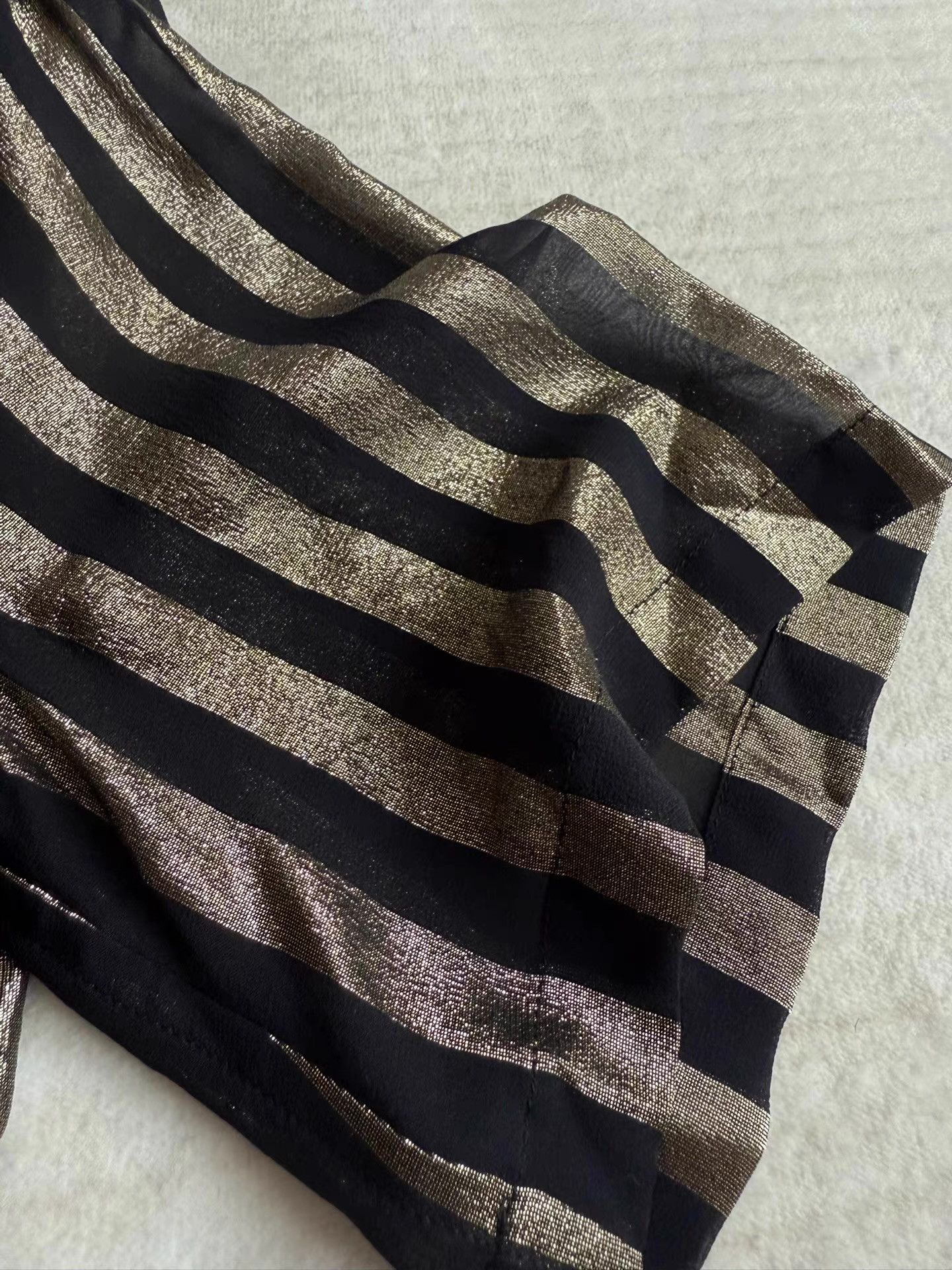 Saint Laurent Paris Saint Laurent Black and Gold Silk Shirt Ｑ23 Size US L / EU 52-54 / 3 - 9 Thumbnail