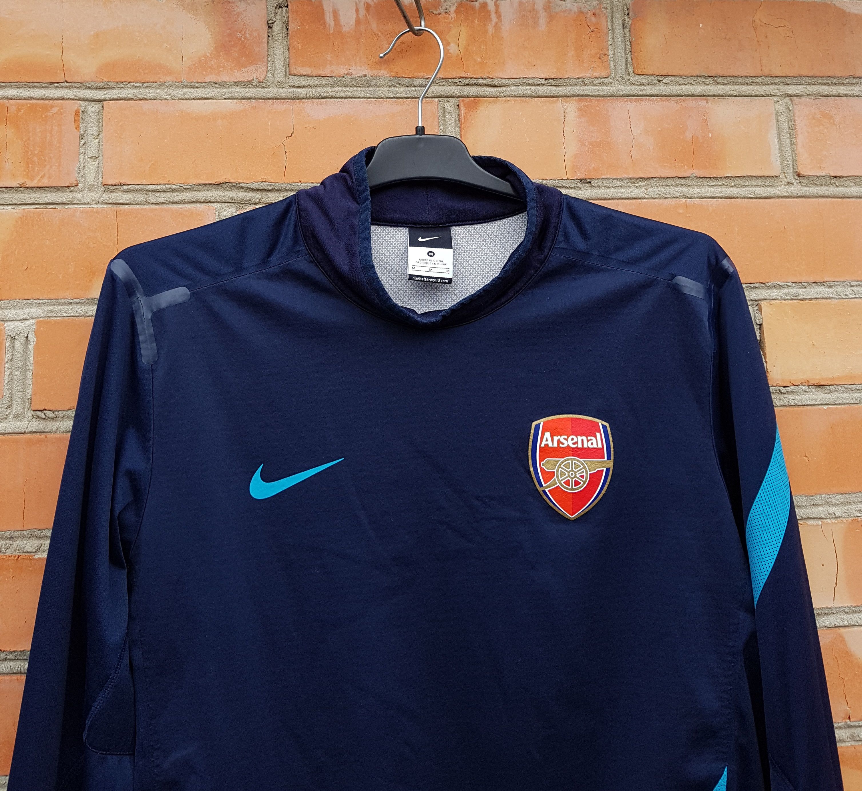 Nike Nike Arsenal 2010-12 Football Soccer Jersey Training Top Size US M / EU 48-50 / 2 - 2 Thumbnail