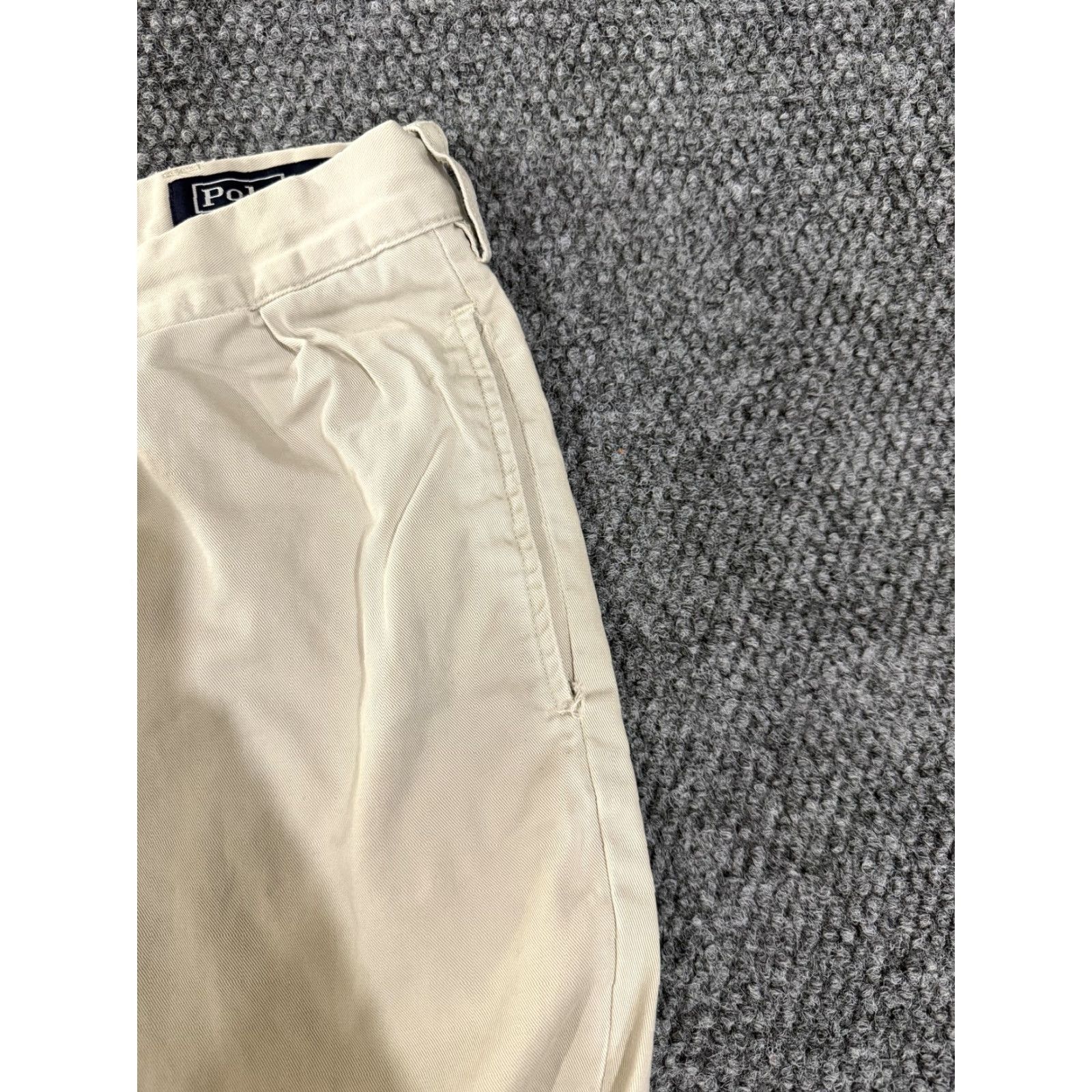 Polo Ralph Lauren Polo Ralph Lauren Shorts Mens 34 Beige Classic Fit Pleated 9 Inch Chino Casual Polo Logo Pocket Size US S / EU 44-46 / 1 - 3 Thumbnail