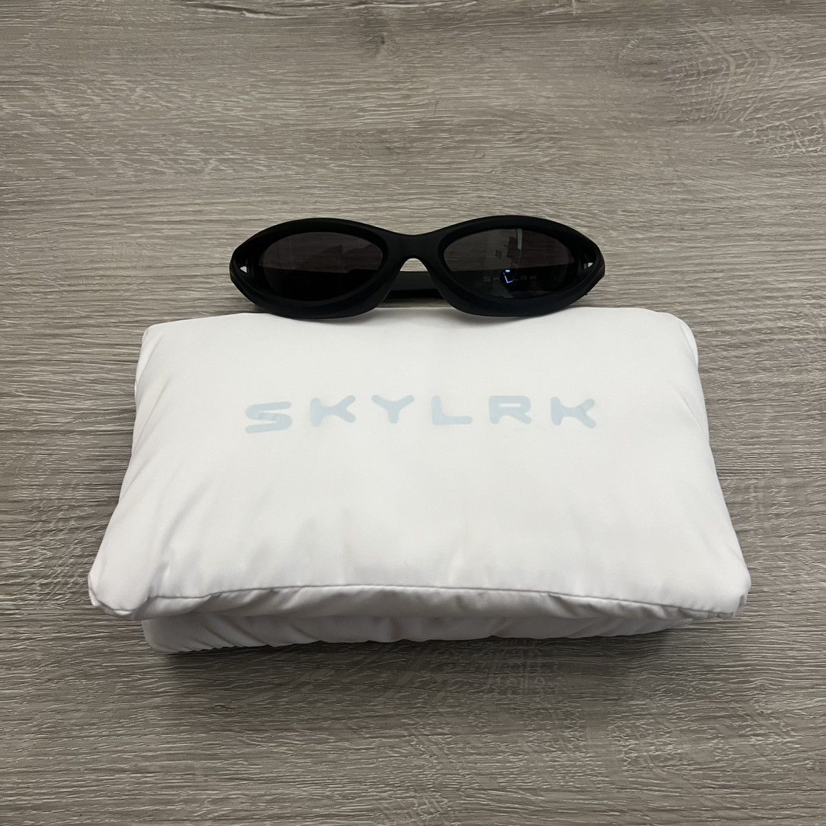 SKYLRK Justin Bieber SKYLRK Speed Demon Sunglasses Jet Black Size ONE SIZE - 2 Thumbnail