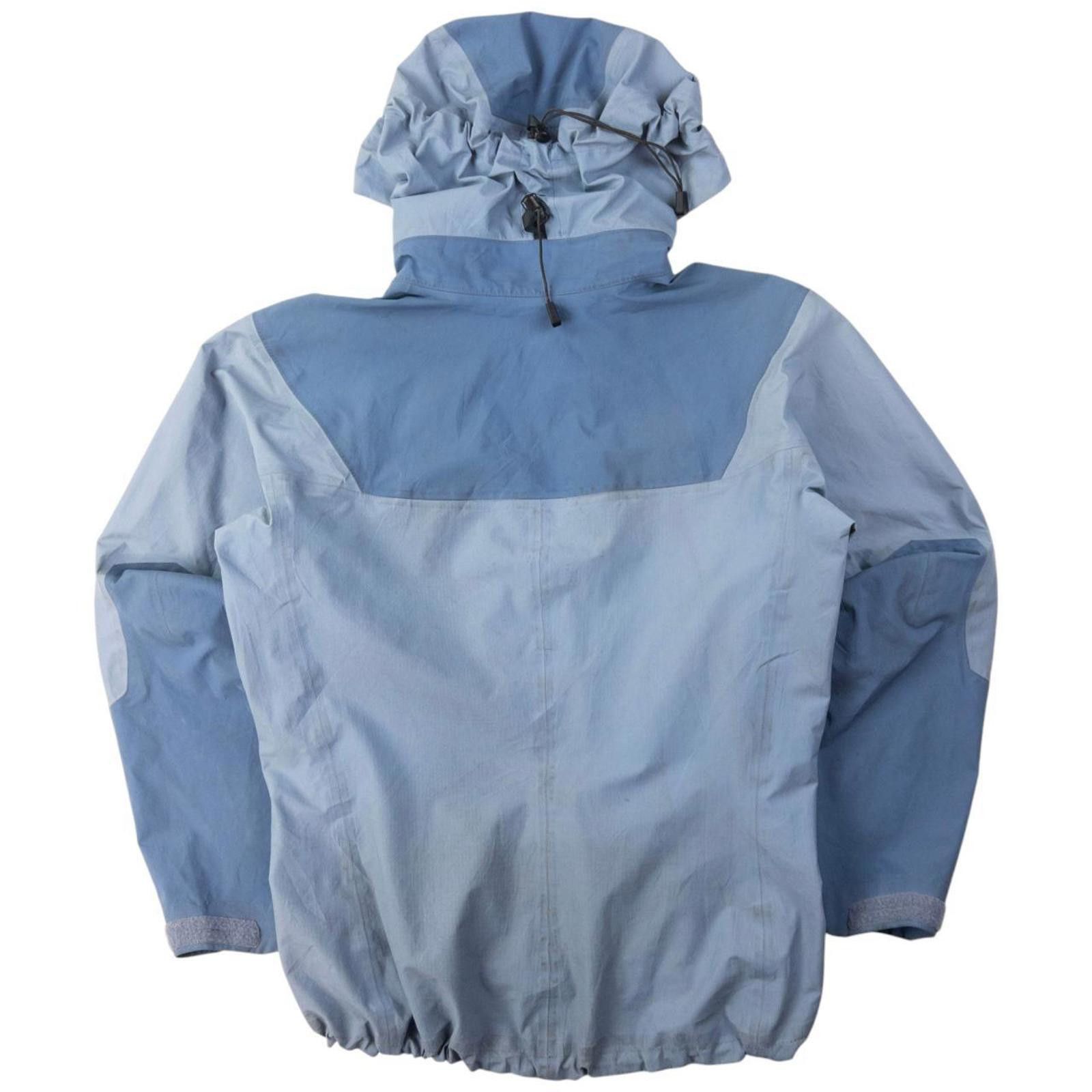 Arc'teryx Vintage Arcteryx Beta Goretex Zip Up Jacket Womens Size M Size M / US 6-8 / IT 42-44 - 2 Thumbnail