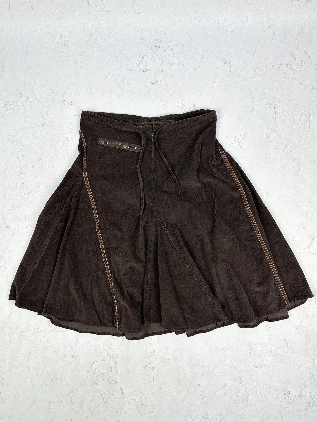 Vintage Vintage Corduroy Brown Midi Skirt Size 28" / US 6 / IT 42 - 5 Thumbnail
