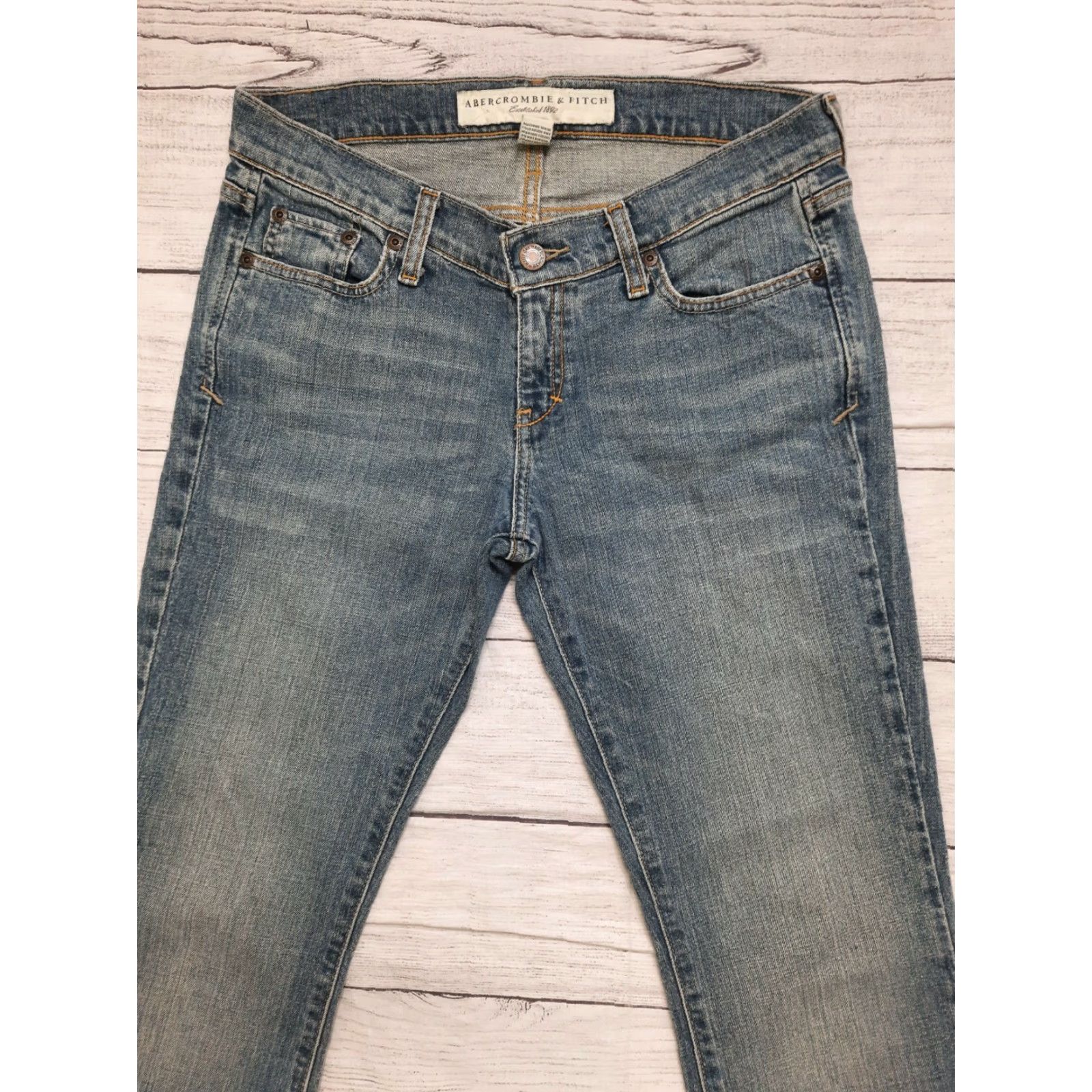 Abercrombie & Fitch VINTAGE Abercrombie & Fitch Women's Jeans Size 4 Denim Flared 29x32 Blue 2000s Womens Jeans Size 27" / US 4 / IT 40 - 5 Thumbnail