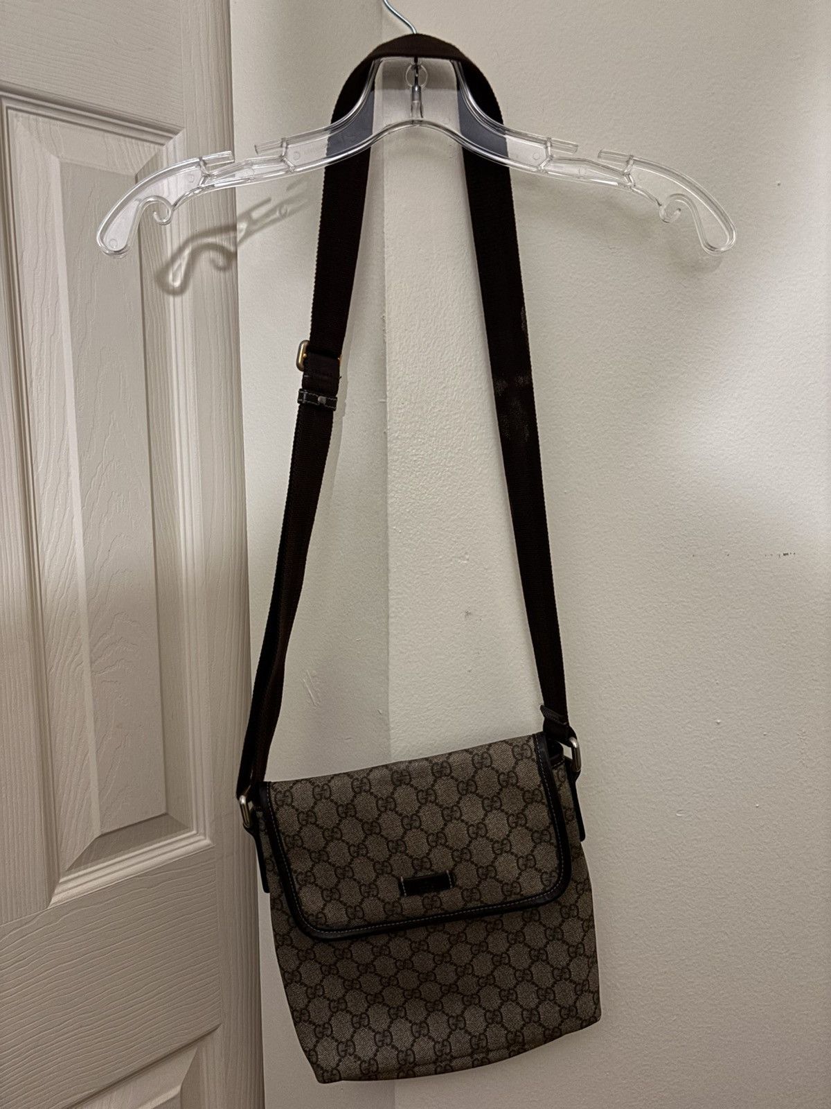 Gucci Gucci GG Supreme Monogram Small Crossbody Flap Shoulder Bag Size ONE SIZE - 1 Thumbnail