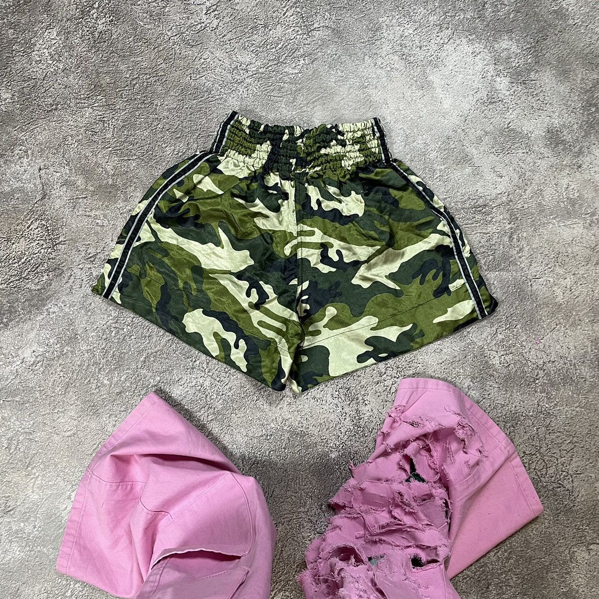 Vintage Vintage Y2K Baggy Camo Thai Box Shorts Streetwear Punk 30 Size US 30 / EU 46 - 5 Thumbnail