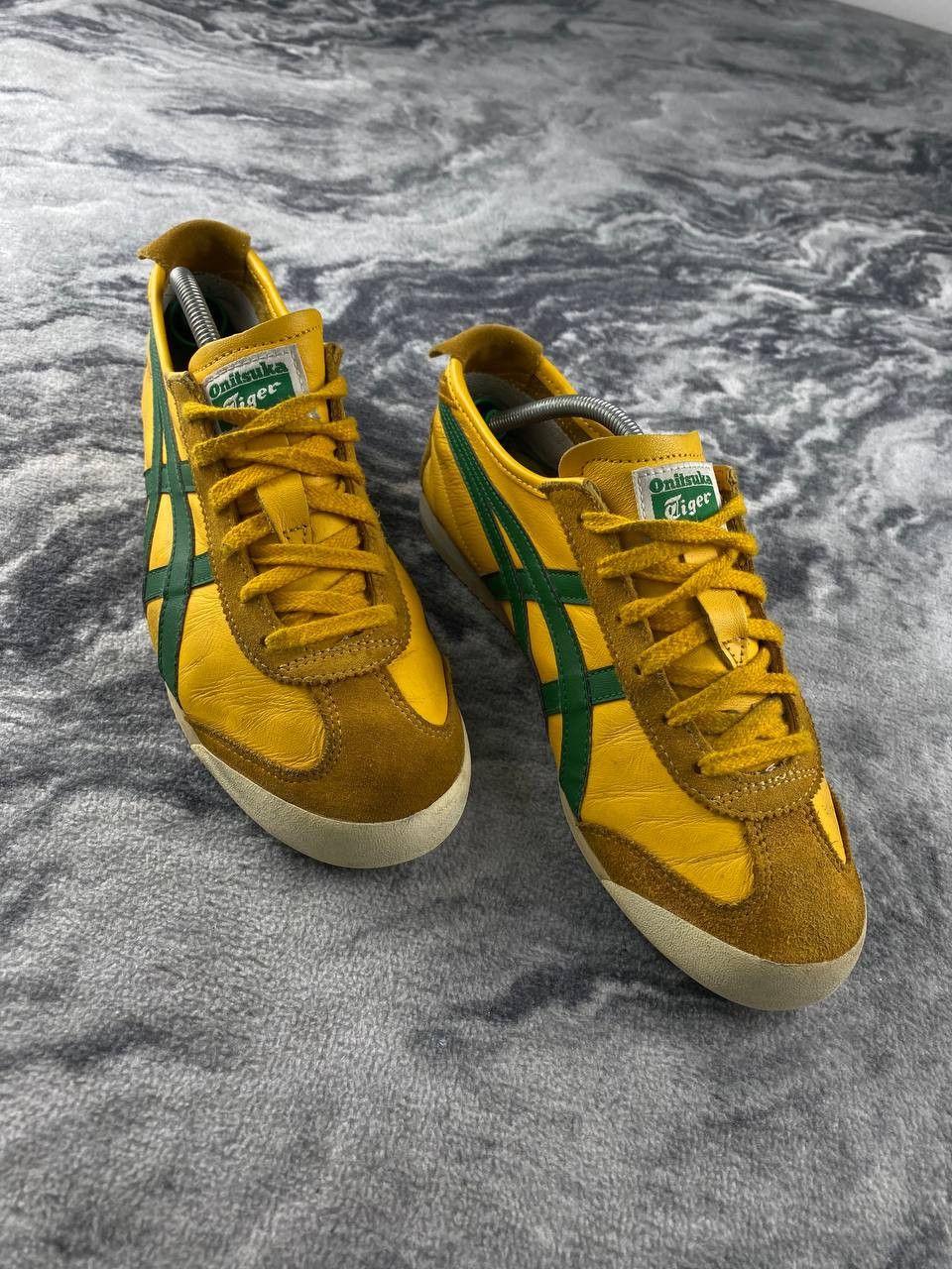 Asics Asics Onitsuka Tiger Mexico 66 Sneakers Size US 6.5 / EU 39-40 - 2 Thumbnail