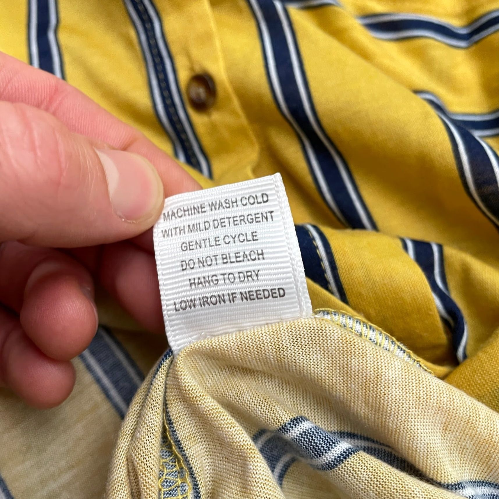 Vintage Eden & Olivia Button Down Shirt Blouse Women Large Yellow Blue Stripe Sleeveless Shirt Size L / US 10 / IT 46 - 7 Thumbnail