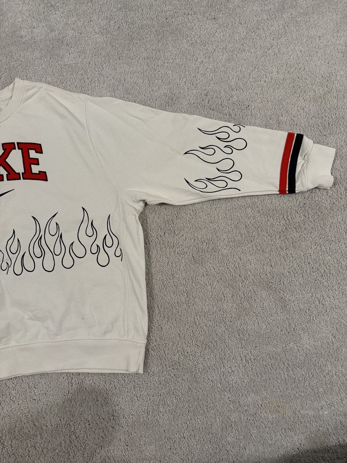 Nike × Vintage Vintage Nike Flame sweater Size US XL / EU 56 / 4 - 4 Thumbnail
