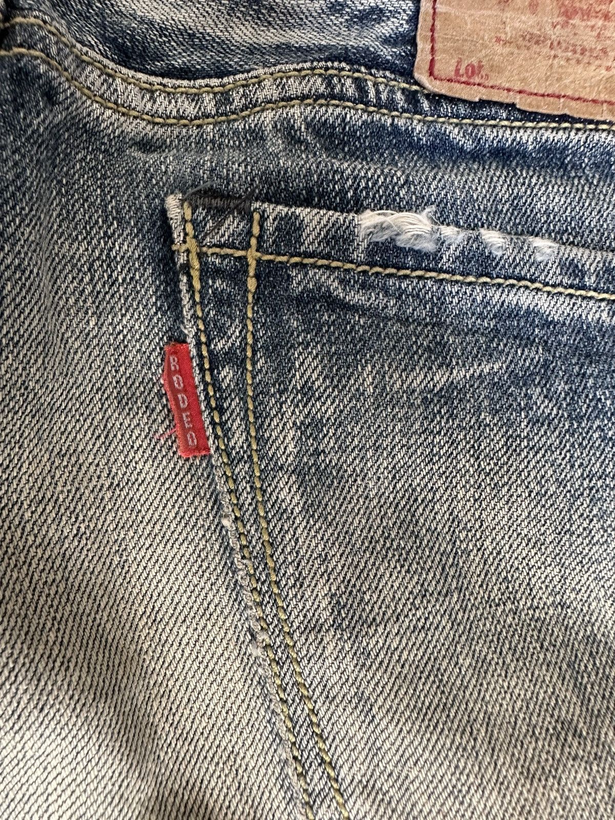 Japanese Brand Rodeo Crowns Japan Blue Faded Distressed Denim Size US 31 - 19 Thumbnail