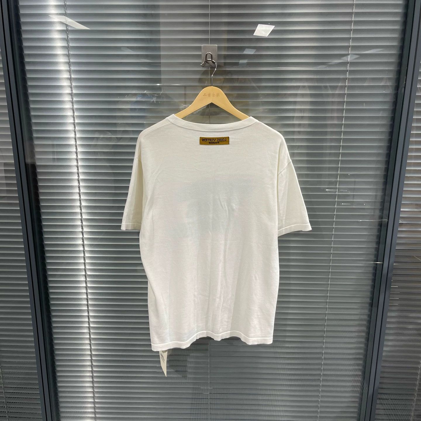 Louis Vuitton Louis Vuitton Blurred Logo Knit Short Sleeve L Size US L / EU 52-54 / 3 - 2 Thumbnail