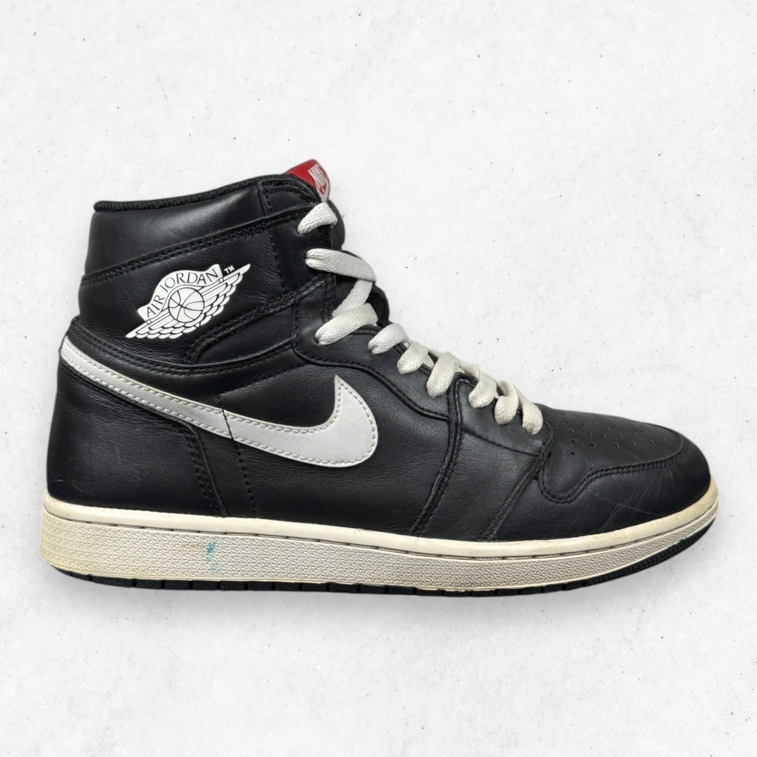Jordan Brand Air Jordan 1 Retro High OG Yin Yang Black 2016 Sz 9.5 Size US 9.5 / EU 42-43 - 1 Thumbnail