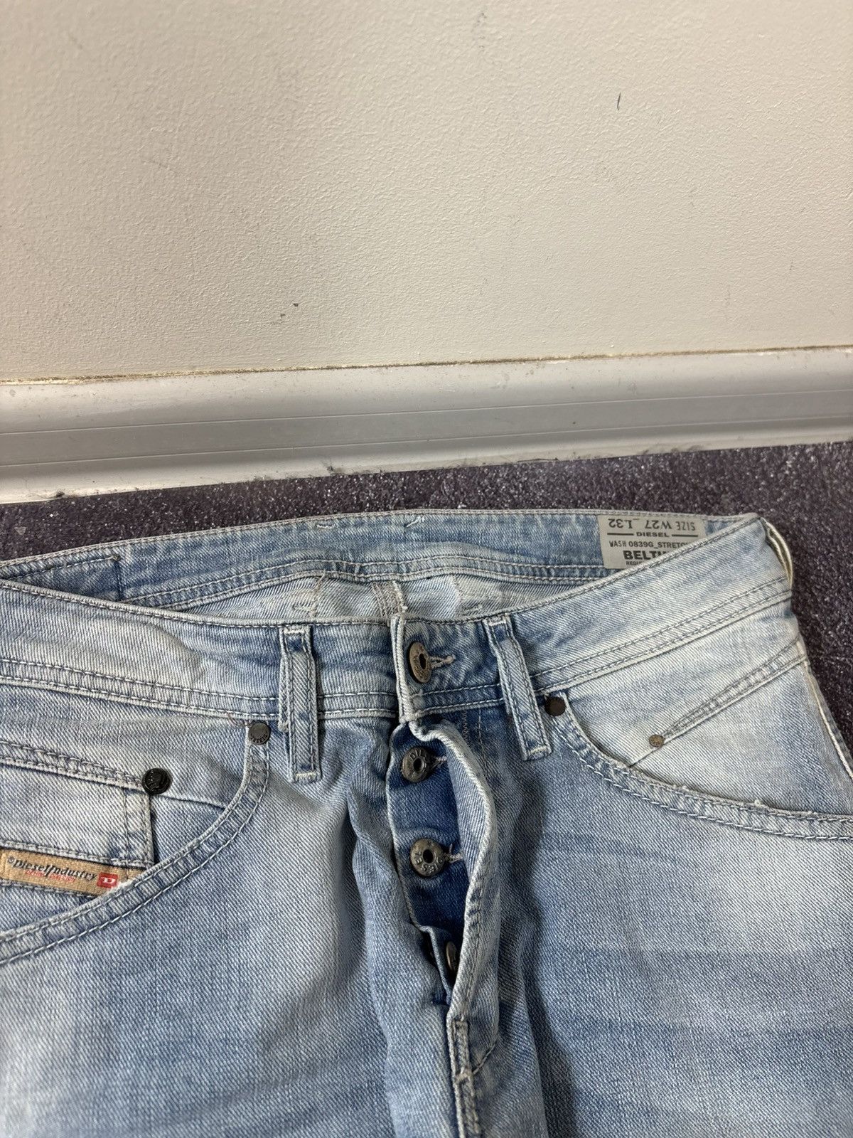 Diesel Diesel Belther NWT Men’s Regular Slim Tapered Denim Jeans Size US 27 - 11 Thumbnail