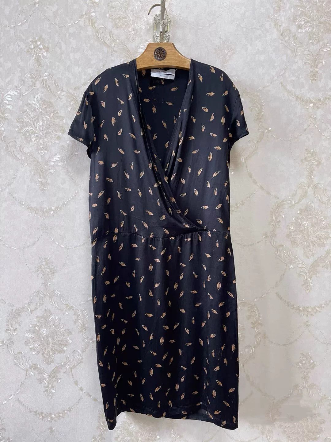 Saint Laurent Paris Saint Laurent Feather Silk Runway Dress Size M / US 6-8 / IT 42-44 - 1 Thumbnail