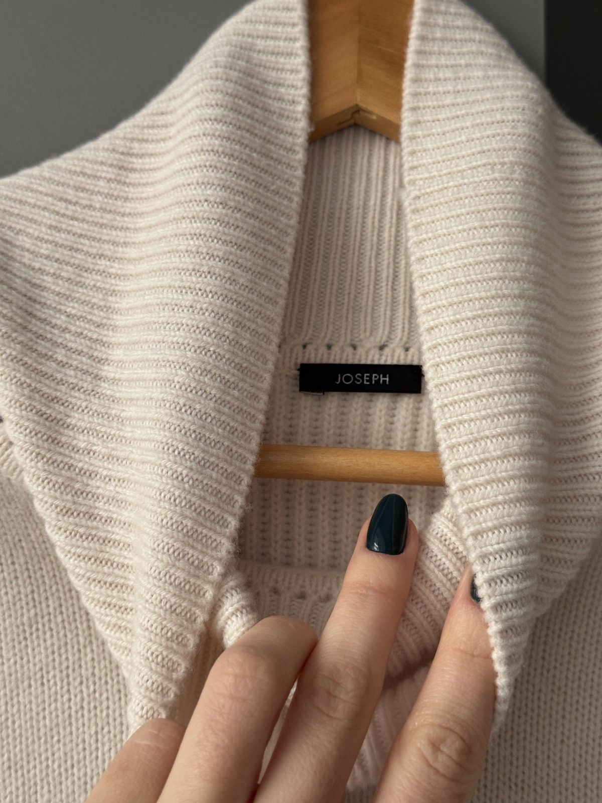 Joseph Joseph Knitted 100% Merino Wool Beige High Neck Sweater Size S / US 4 / IT 40 - 3 Thumbnail