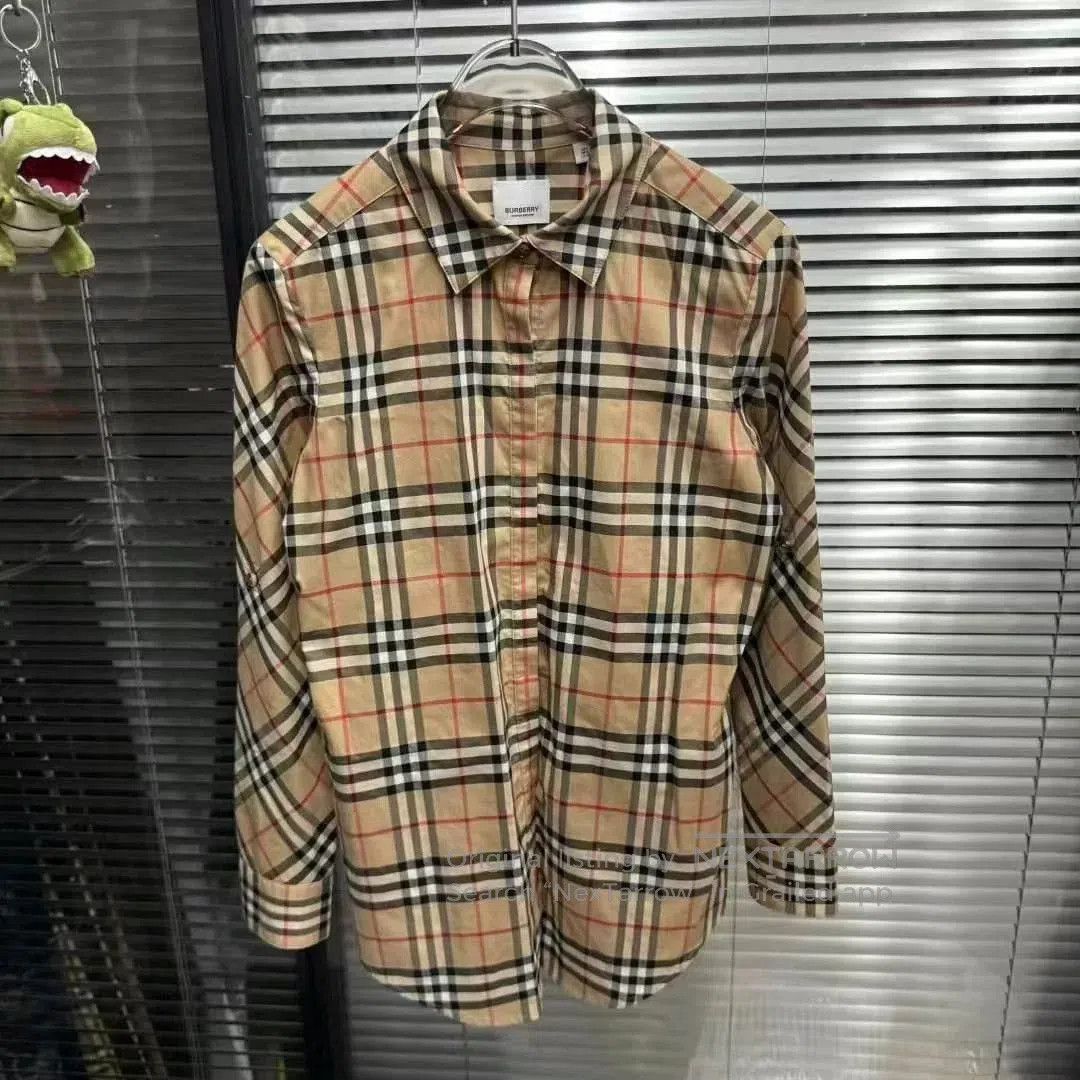 Burberry Burberry Check Shirt UK4. Size XXS / US 00 / IT 34 - 1 Thumbnail