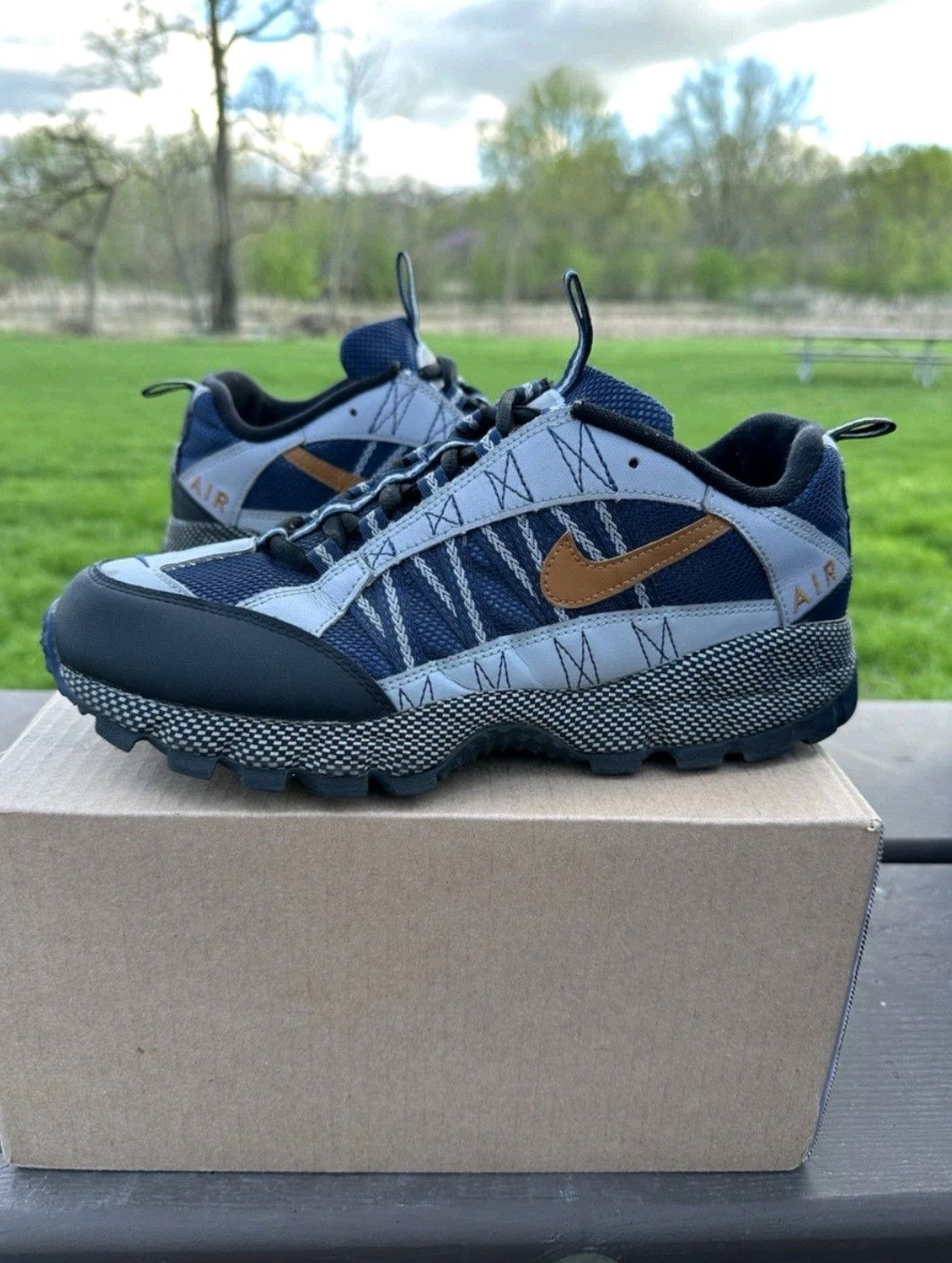 Nike Nike Air Humara QS Midnight Navy FJ7098300 Size 9.5 Men Size US 9.5 / EU 42-43 - 1 Thumbnail