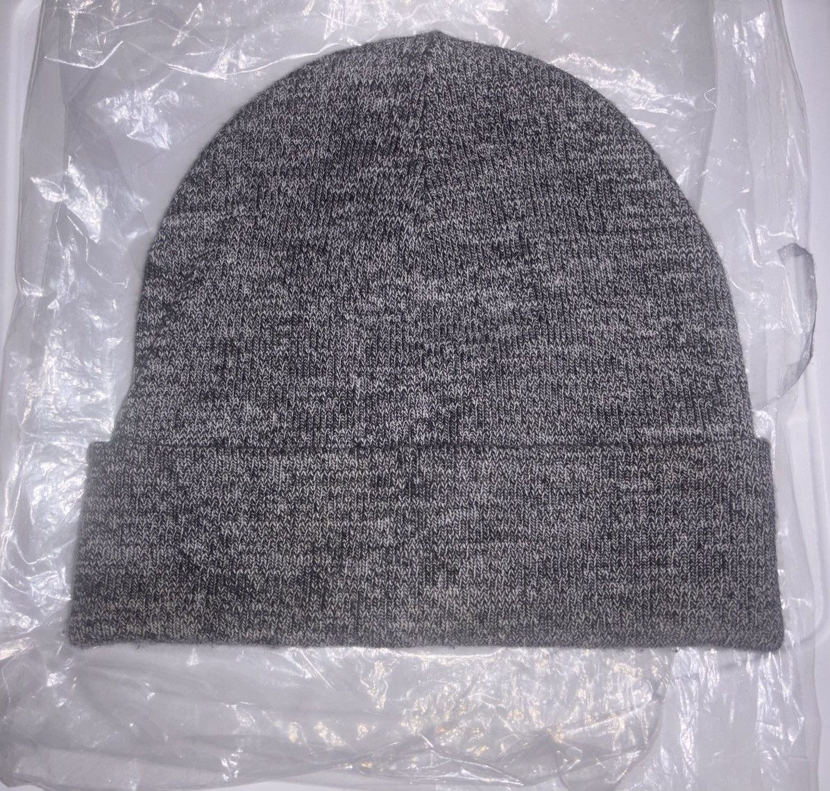 H&M H&M Grey Beanie Hat One Size Awesome Hat In Nice Shape Size ONE SIZE - 4 Thumbnail