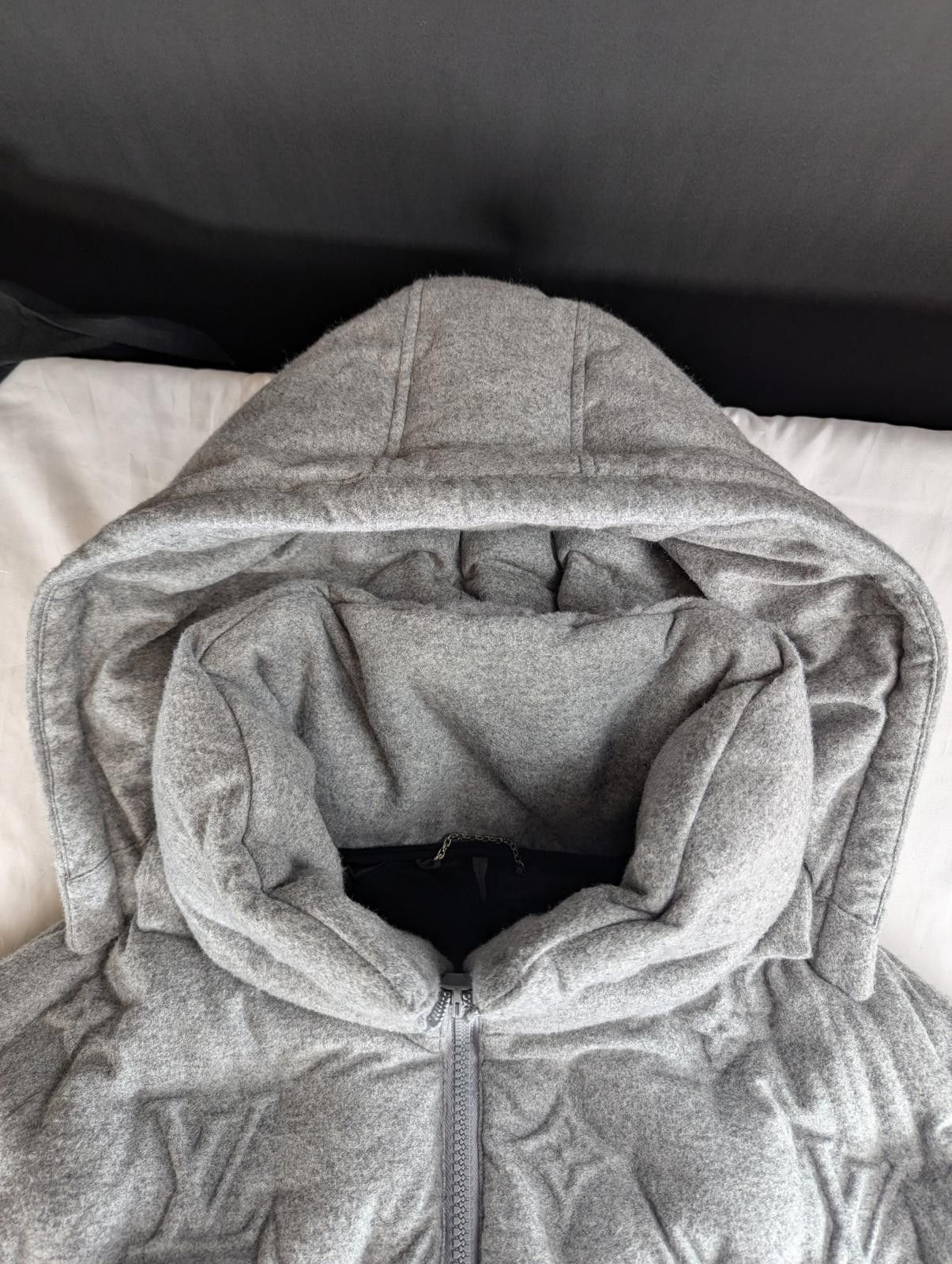 Louis Vuitton Louis Vuitton Boyhood Puffer Coat in Grey Size US M / EU 48-50 / 2 - 9 Thumbnail