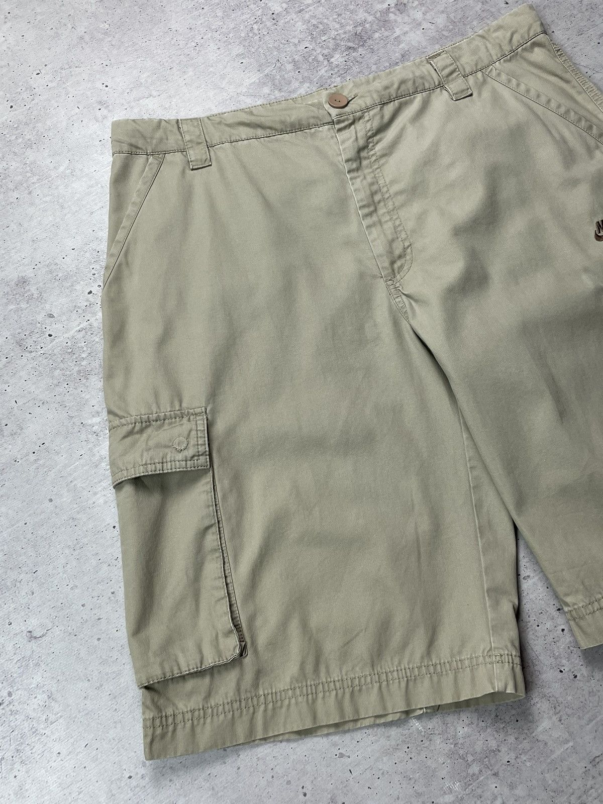 Nike × Vintage Vintage Nike Cargo Shorts Size US 34 / EU 50 - 3 Thumbnail