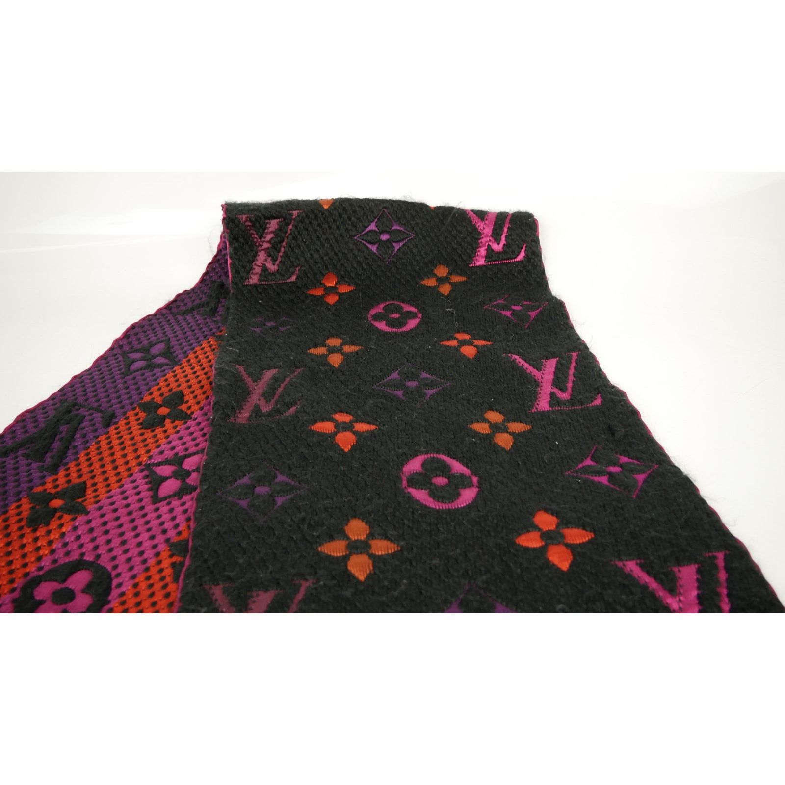 Louis Vuitton Louis Vuitton Multicolor Logomania Scarf Size ONE SIZE - 6 Thumbnail