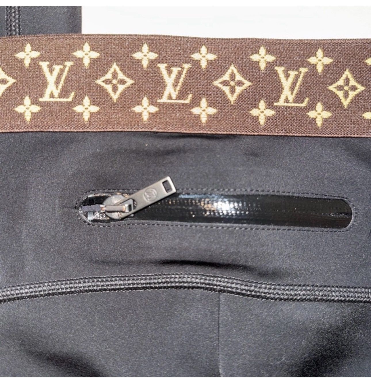 Louis Vuitton Louis Vuitton Monogram Waistband Leggings Black Noir NWT 38 Size 26" / US 2 / IT 38 - 7 Thumbnail