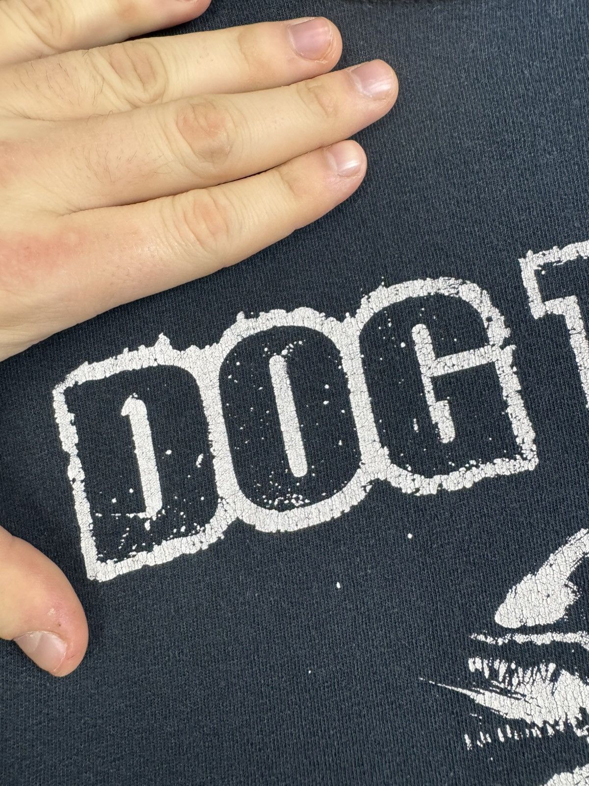 Band Tees Dog Tired It Came From The Sun T-shirt Size US L / EU 52-54 / 3 - 7 Thumbnail