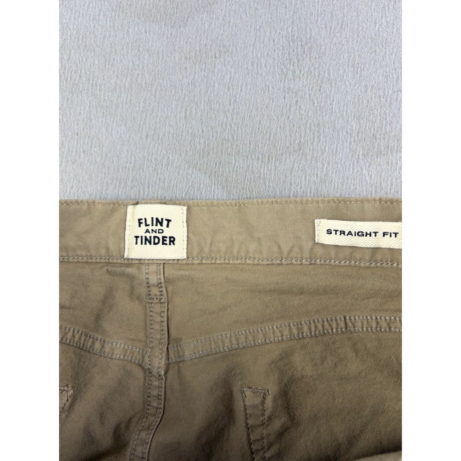 Flint And Tinder Flint and Tinder Pants Mens 33x30 Khaki Brown Tapered Fit Stretch Chino Casual Size US 33 - 4 Thumbnail