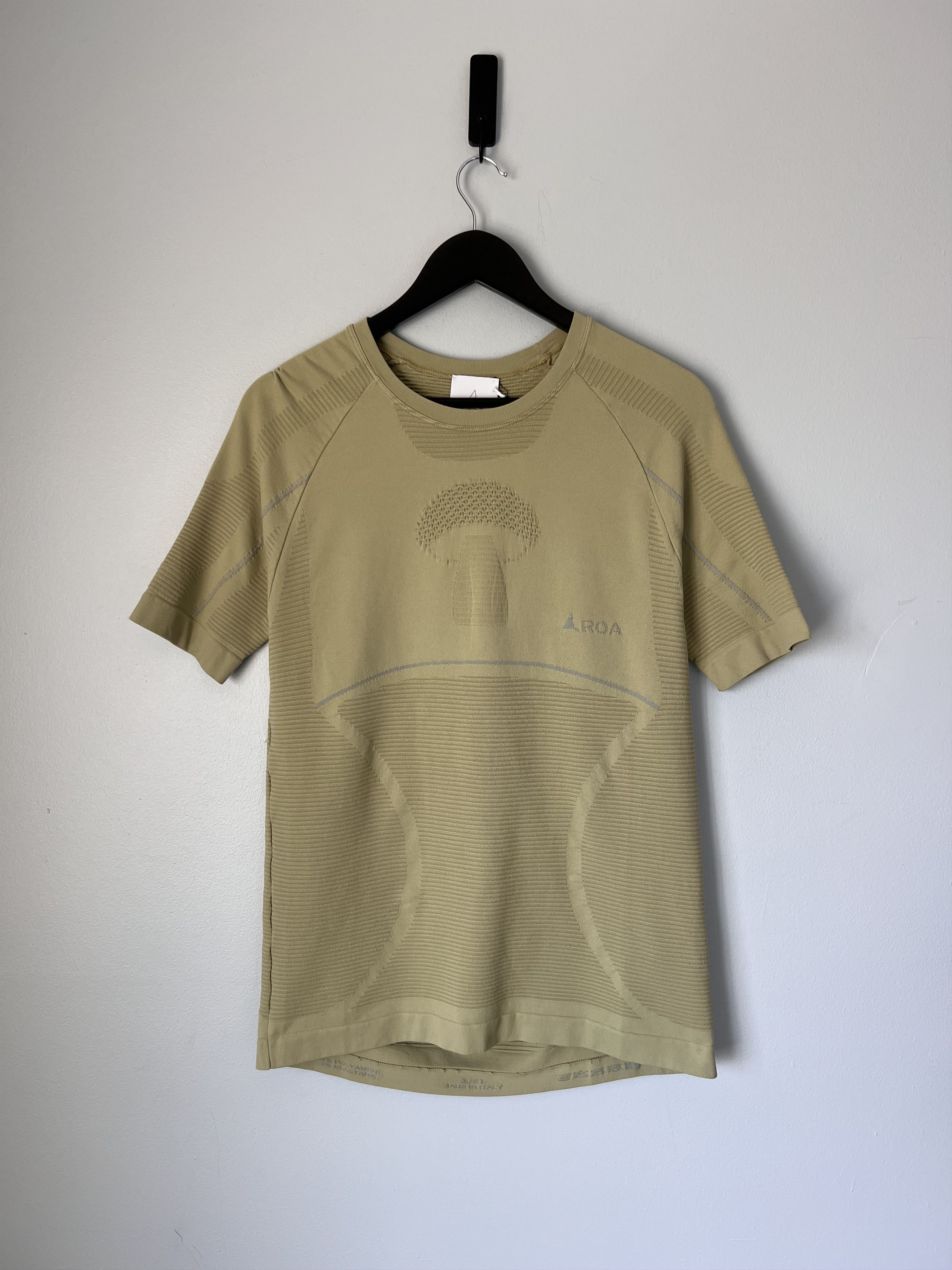 Tシャツ・カットソー ROA Men T Shirts RBMW0290YA26 BLK0001 Black ROA ROA Men T-Shirts RBMW0290YA26 BLK0001 BLACK | Grailed