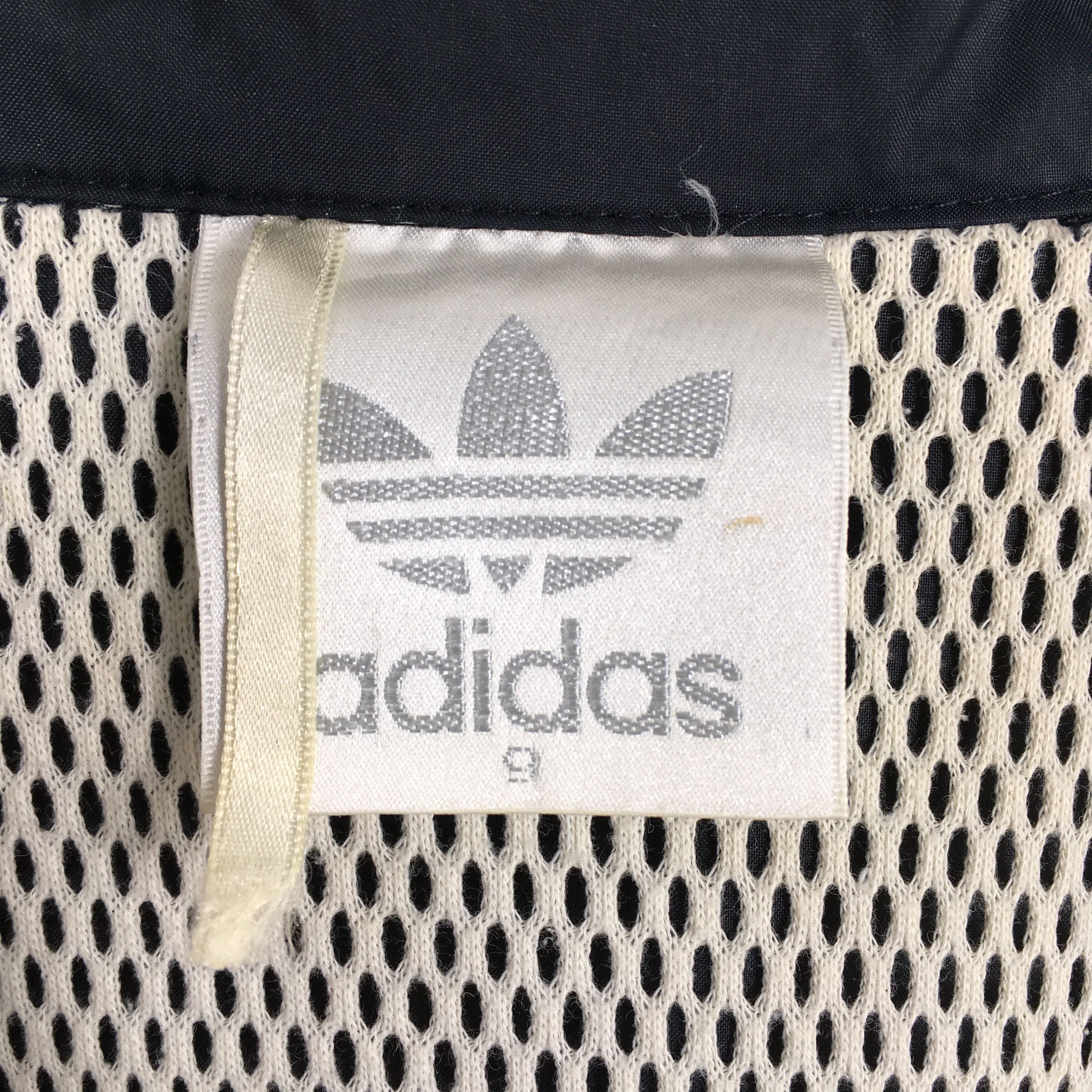 Adidas Vintage Adidas Trefoil Windbreaker Jacket Hoodie XLarge Size US XL / EU 56 / 4 - 6 Thumbnail