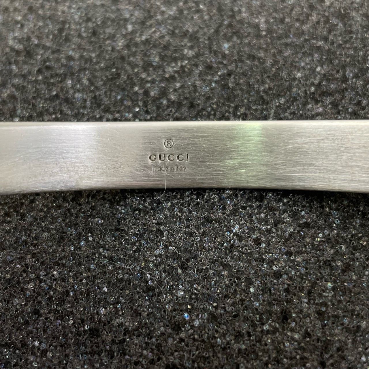 Gucci Gucci Size 19 Double G bee open bracelet 2501-Nextarrow Size ONE SIZE - 5 Thumbnail