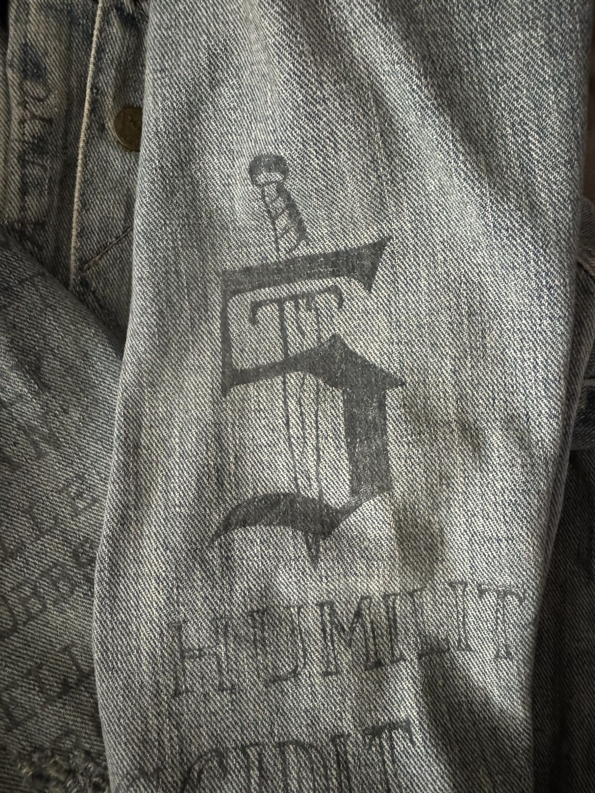 Polo Ralph Lauren Polo Ralph Lauren graffiti print distressed Jean jacket Size US L / EU 52-54 / 3 - 6 Thumbnail