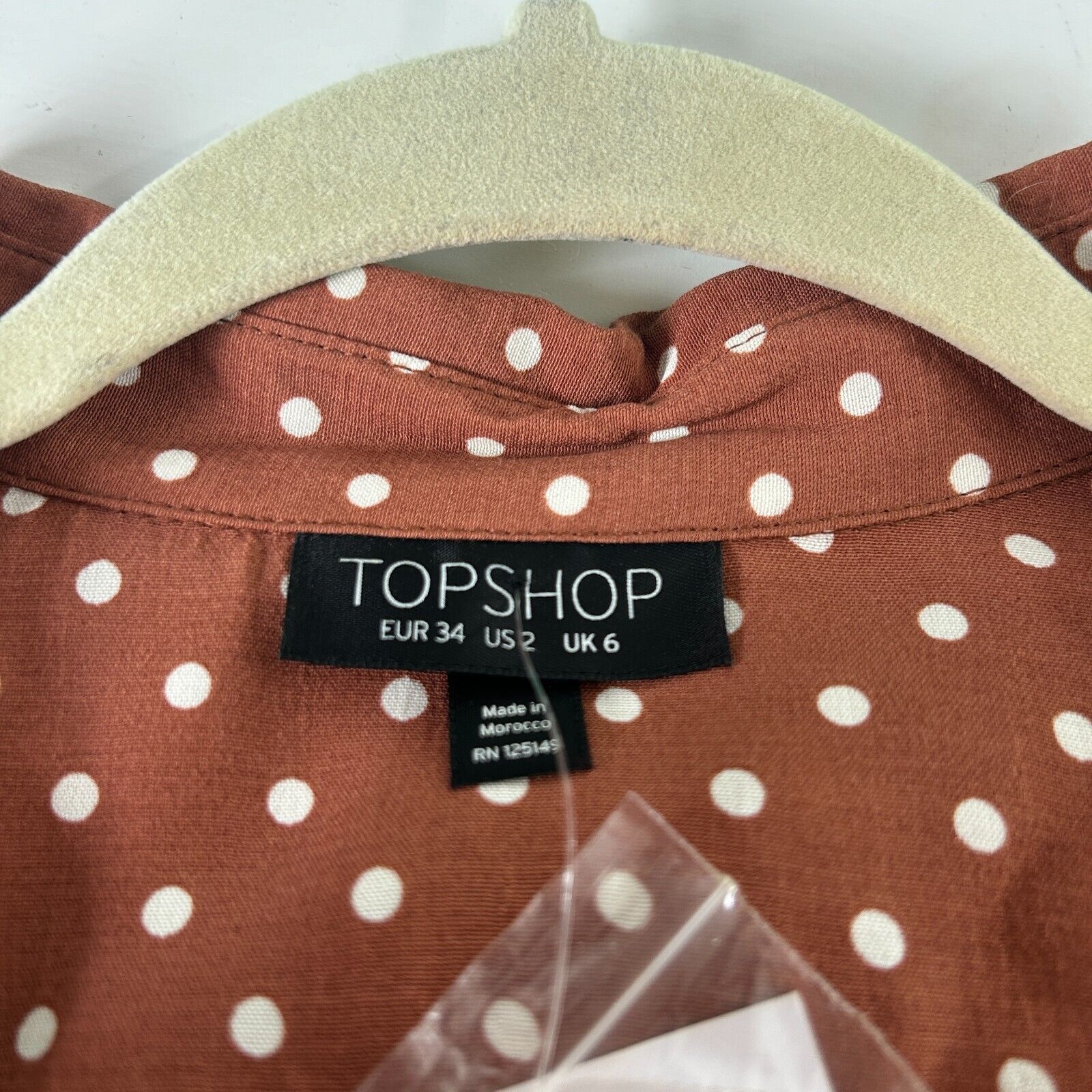 Topshop Topshop Polka-Dot 3/4 Sleeve Button Pleated Slit Maxi Dress Size XS / US 0-2 / IT 36-38 - 6 Thumbnail