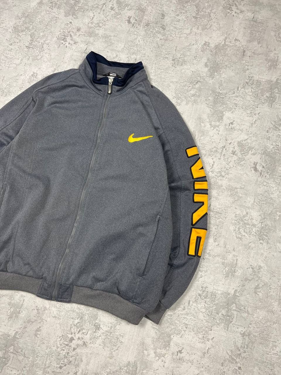 Nike Vintage Nike Track Jacket Big Logo Size US L / EU 52-54 / 3 - 3 Thumbnail