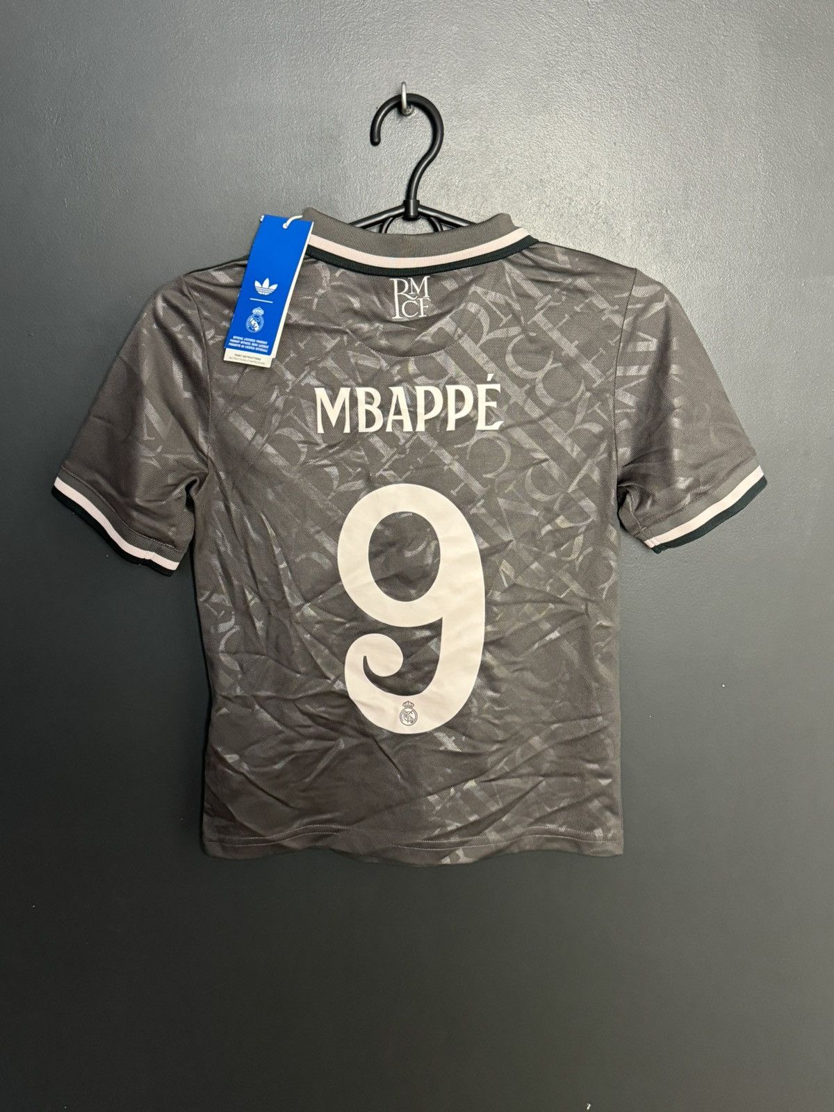 Adidas KIDS New Real Madrid 24/25 Third Mbappe Football Jersey Size US XS / EU 42 / 0 - 1 Thumbnail