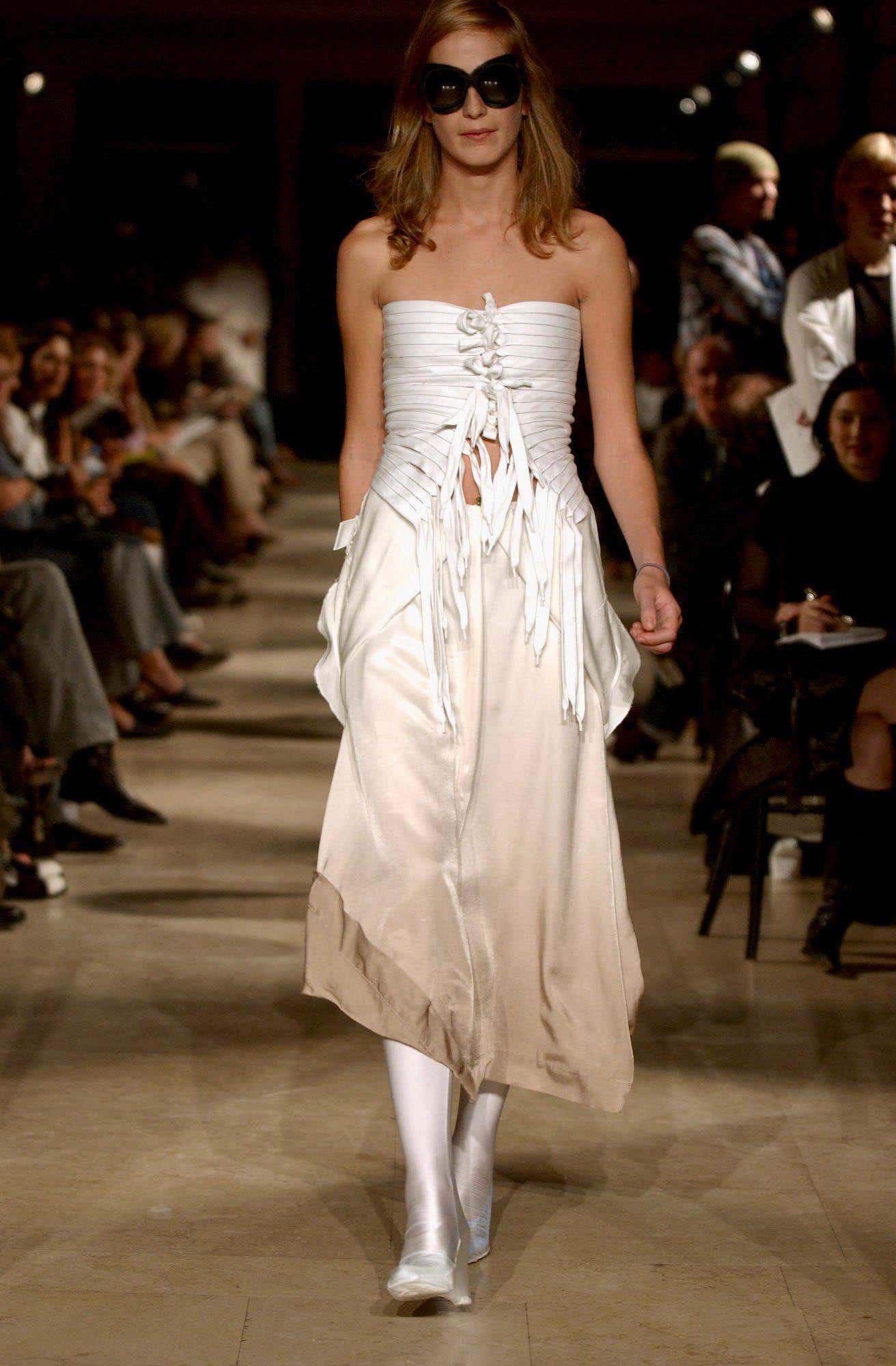 Maison Margiela SS03 Runway Look 25 - 2003 Spring / Summer Size M / US 6-8 / IT 42-44 - 24 Thumbnail