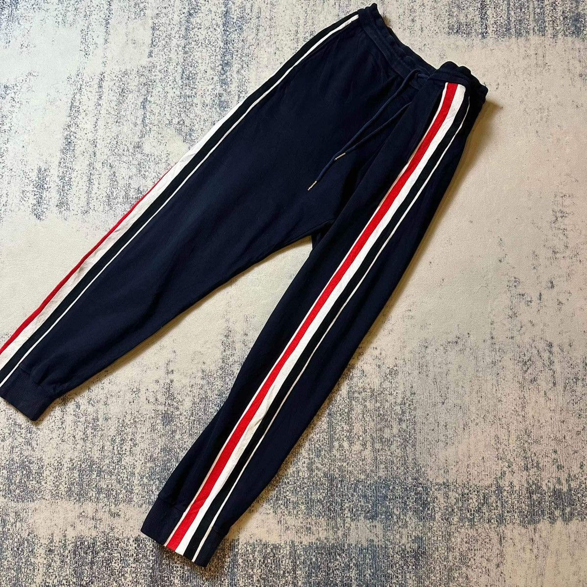 Thom Browne THOM BROWNE STRIPED NAVY PANTS Size US 36 / EU 52 - 2 Thumbnail