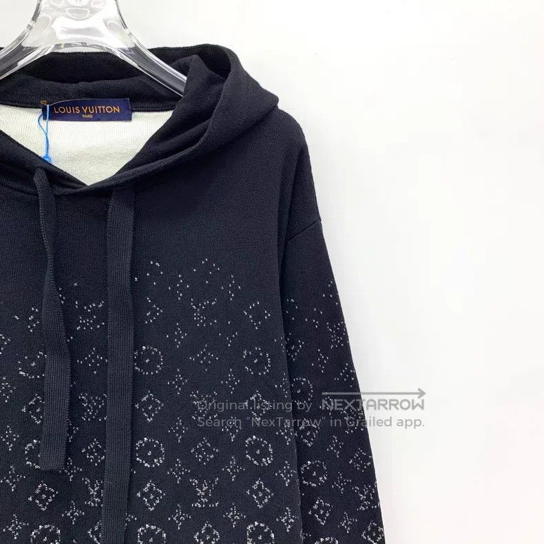 Other Louis Vuitton 22 Monogram black logo full-print cotton hoo Size US S / EU 44-46 / 1 - 3 Thumbnail