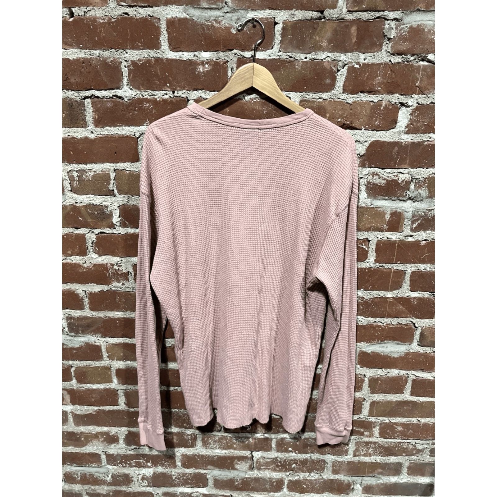 Urban Outfitters Urban Outfitters Shirt Mens Long Sleeve XL Pink Ribbed T-Shirt 29in Pit to Pit 30in Length Size US XL / EU 56 / 4 - 2 Thumbnail