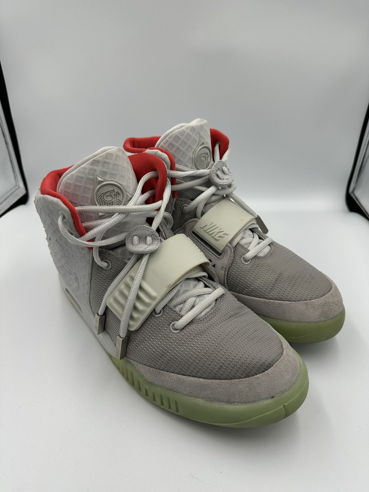 Kanye West × Nike Nike Yeezy 2 Platinum Size US 12 / EU 45 - 4 Thumbnail