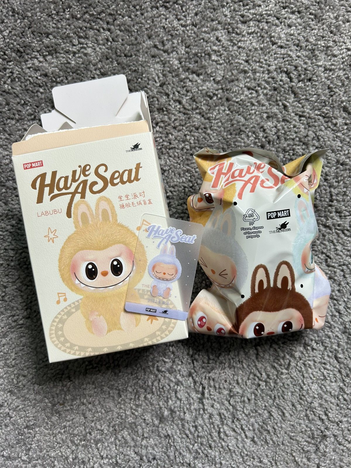 POP MART Pop Mart Labubu Monsters Have a Seat Single Blind Box ZiZi Size ONE SIZE - 1 Thumbnail