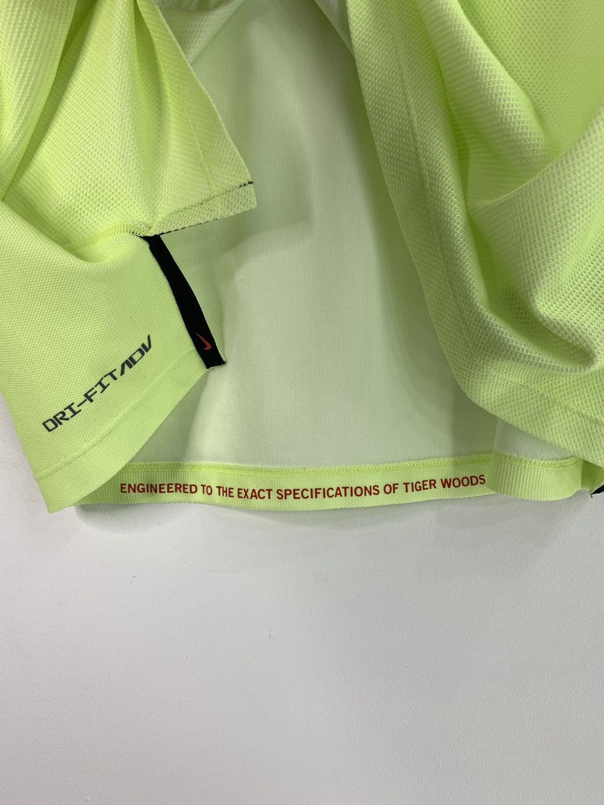 Nike × Tiger Woods Nike Tiger Woods Dri-Fit ADV Polo L Size Size US L / EU 52-54 / 3 - 9 Thumbnail