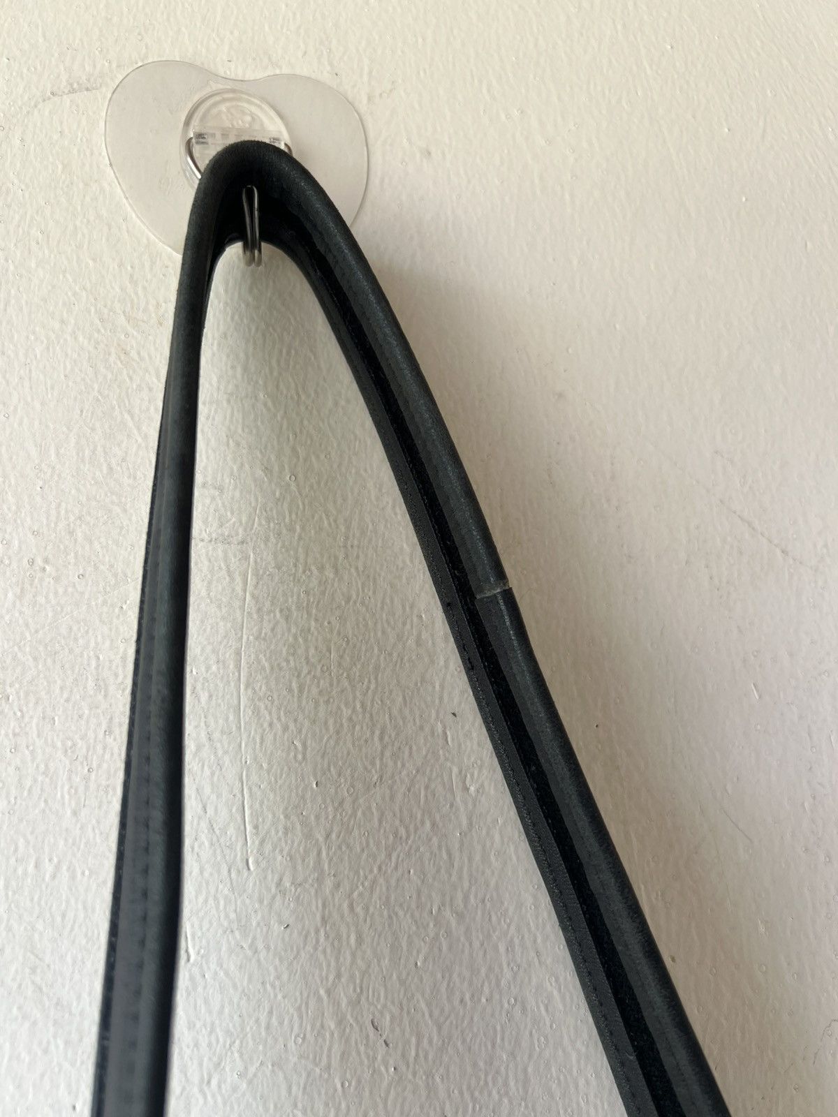 Coach Vintage 90s Coach Usa Patina Black Cowhide Leather Sling Bag Size ONE SIZE - 23 Thumbnail