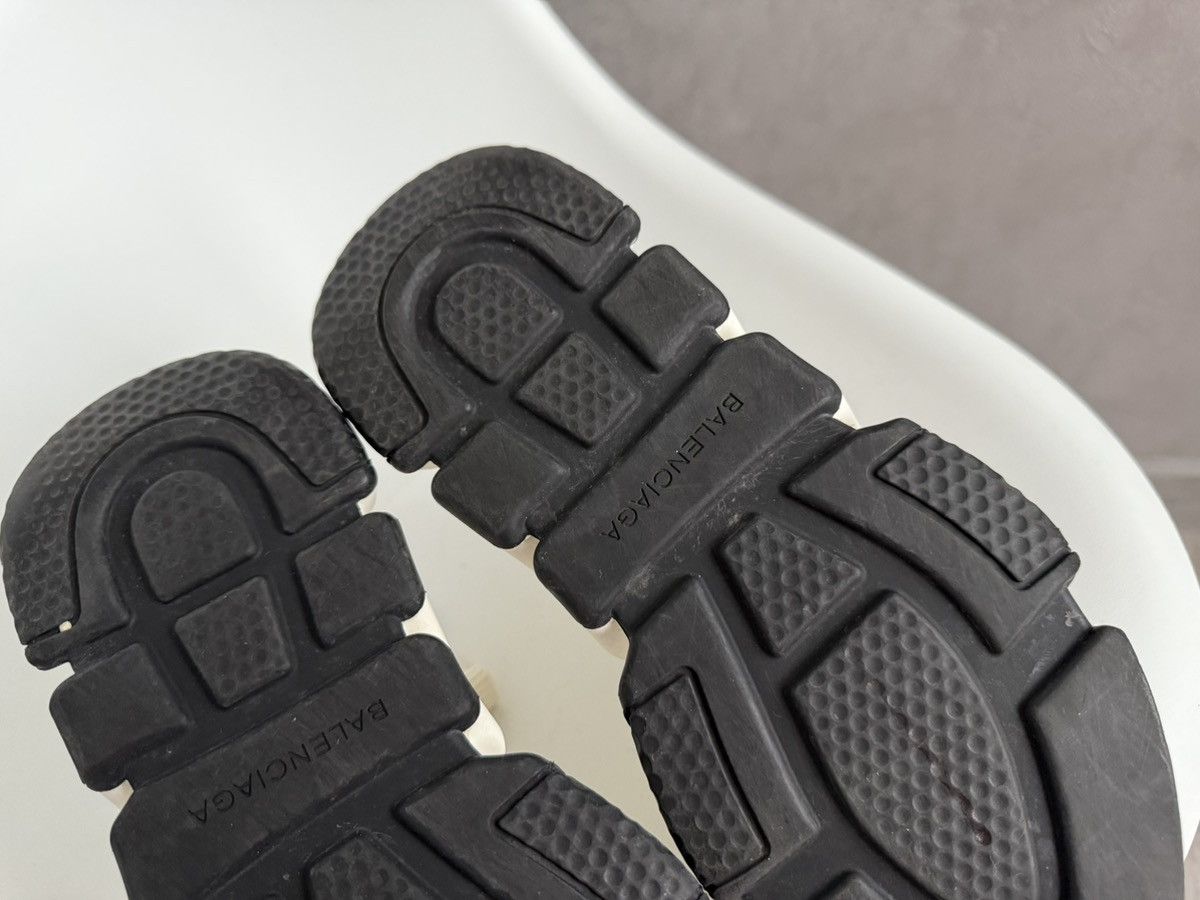 Balenciaga Balenciaga Speed Trainer Sneakers Size US 7 / IT 37 - 12 Thumbnail