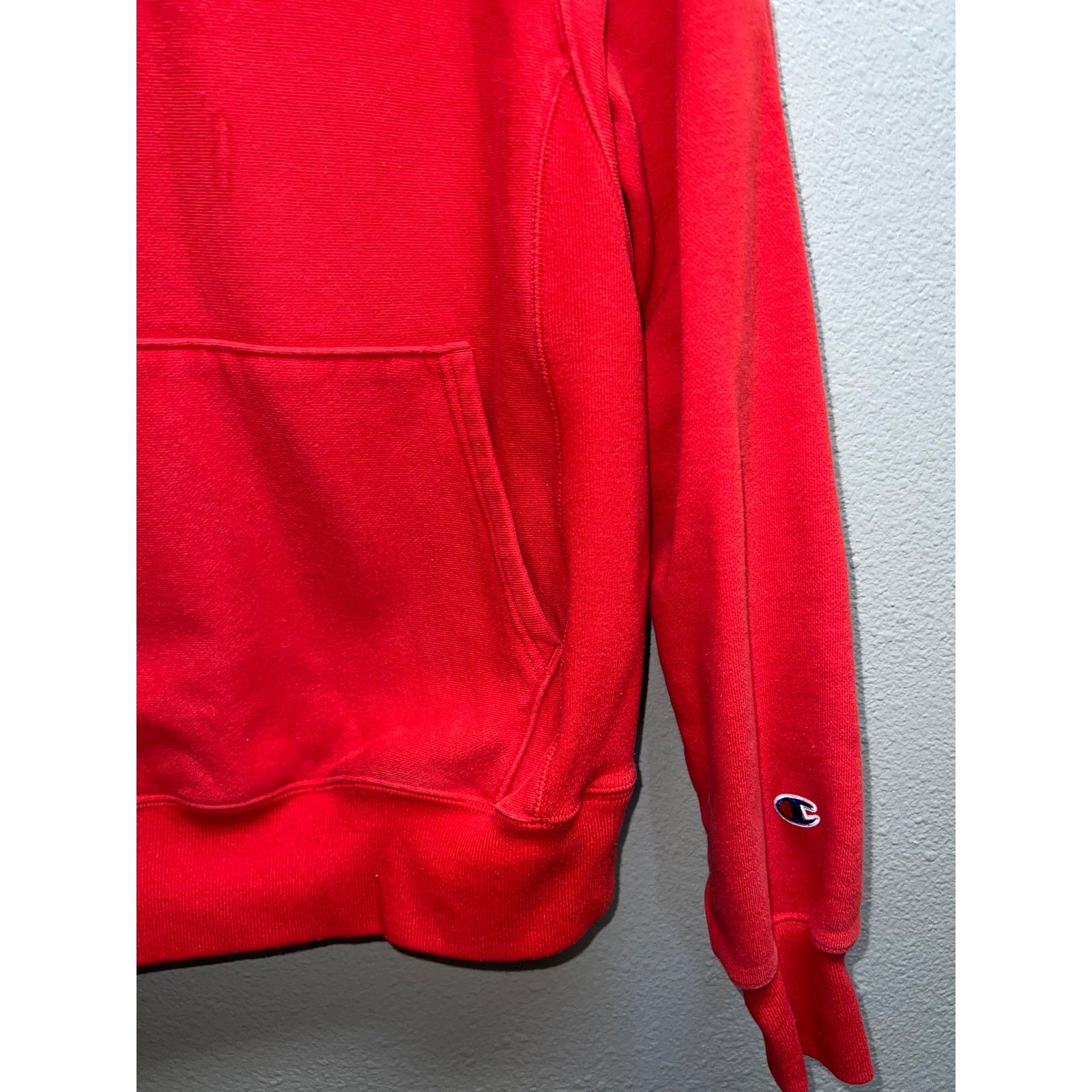 Vintage Champion Reverse Weave red Hoodie Y2K 2000s Size Small Size US S / EU 44-46 / 1 - 4 Thumbnail