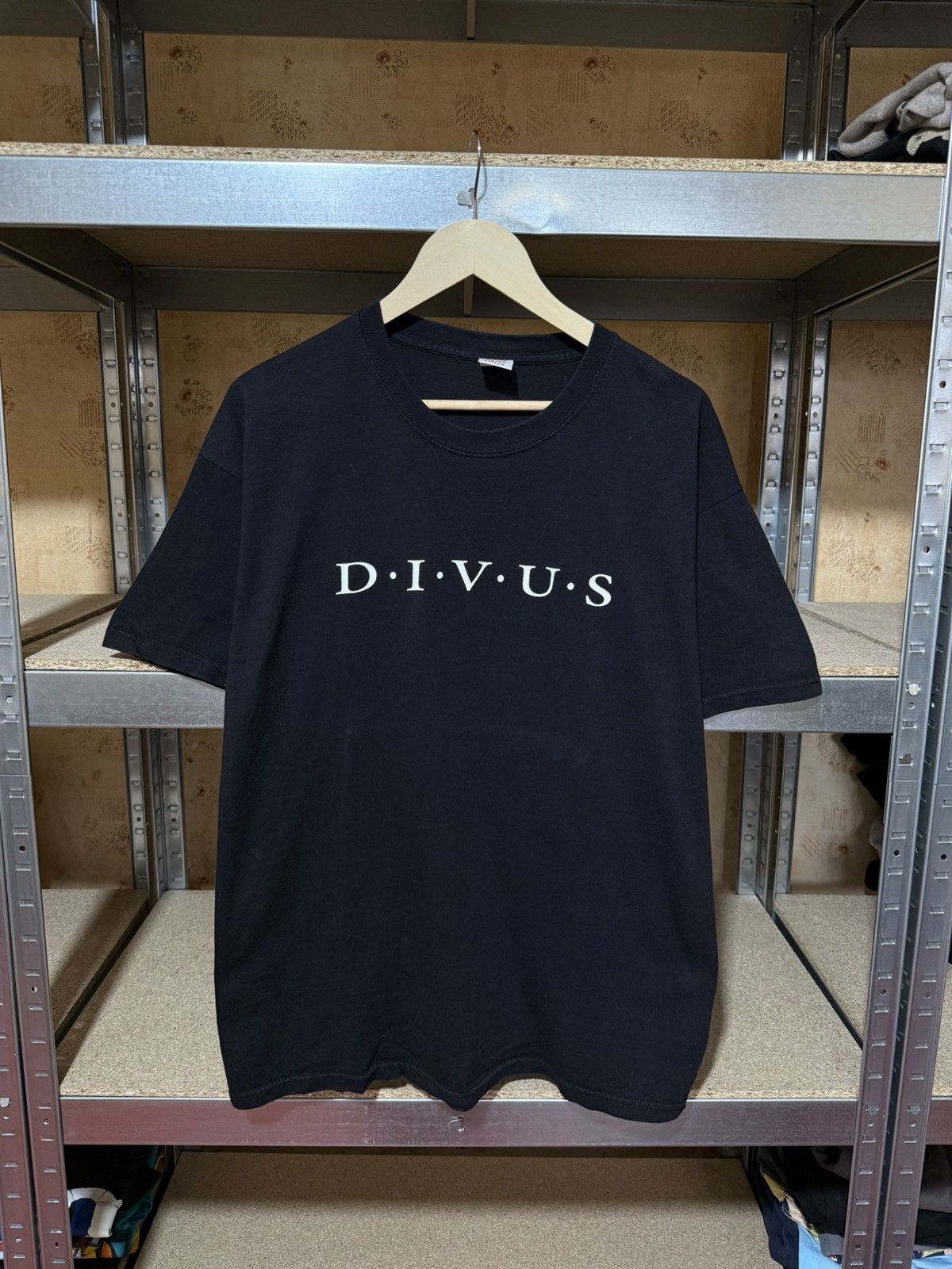 Band Tees × Vintage Vintage 2000’s Divus Aureola Rock Band T-Shirt Y2K Hype Size US XL / EU 56 / 4 - 1 Thumbnail