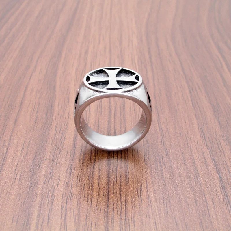 Designer × Jewelry Iron Knights Cross Ring Size ONE SIZE - 5 Thumbnail
